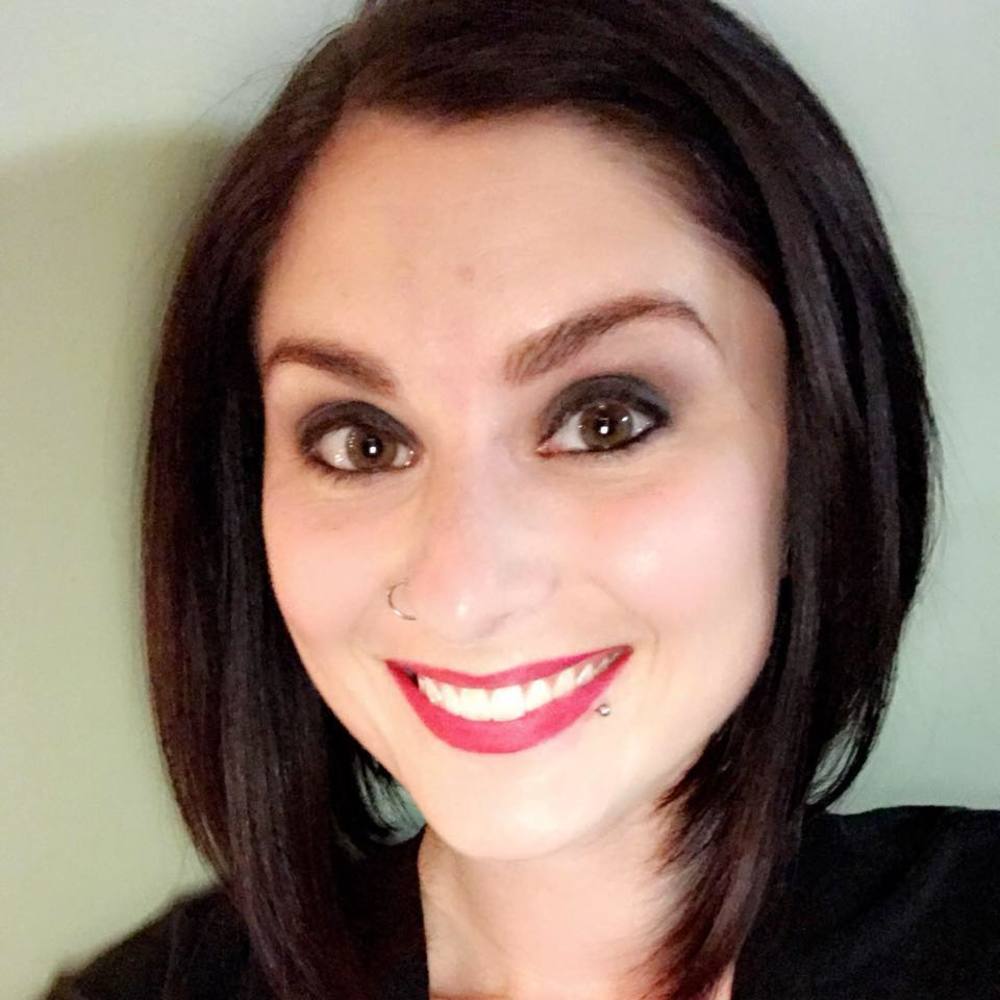 Meet your Posher, Amy